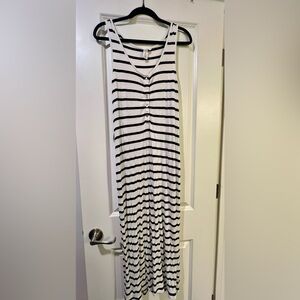 Black and White Striped Women's dress